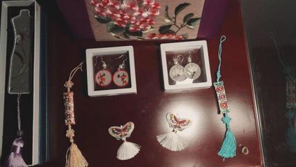 抽、拉、雕，指間生輝 浦東非遺編織溫暖與文化傳承